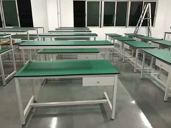 工作台